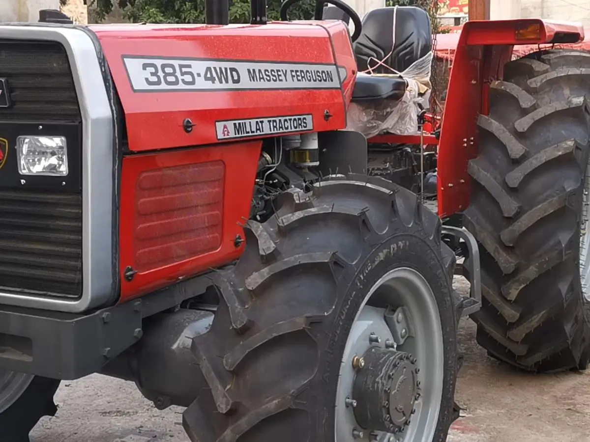 Durable Massey Ferguson tractor MF 385 4WD 85 HP Equipped with PTO Shaft for Commercial Farming