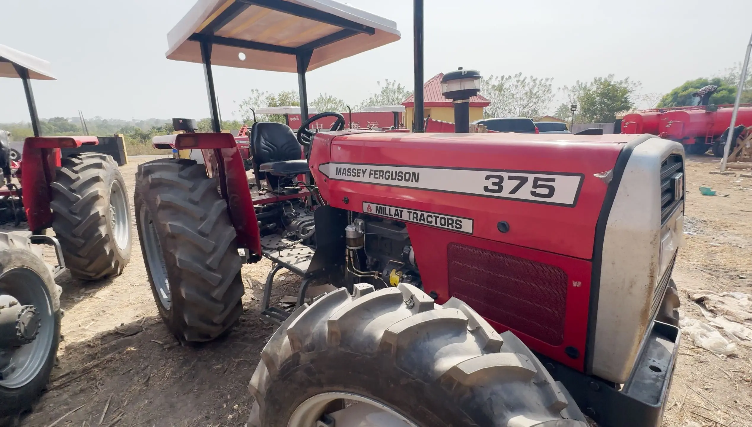 Brand New Massey Ferguson MF 375 4WD 75 HP tractor with 4WD Traction System for African Market